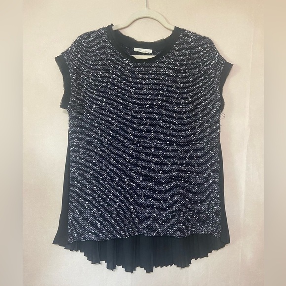 Two by Vince Camuto size S tweed mixed media layered look pleated blouse EUC - Picture 2 of 5